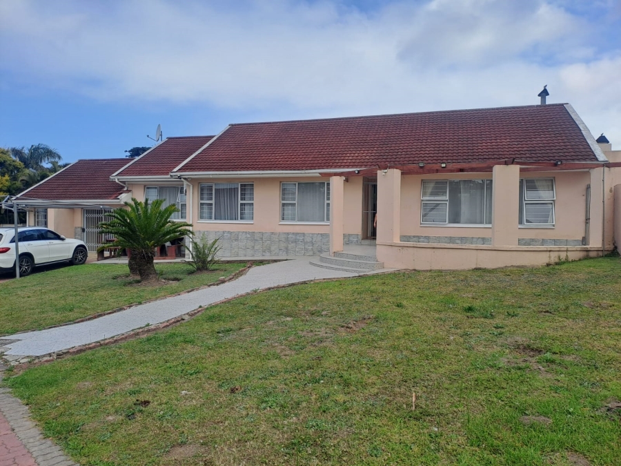 3 Bedroom Property for Sale in Beacon Bay North Eastern Cape